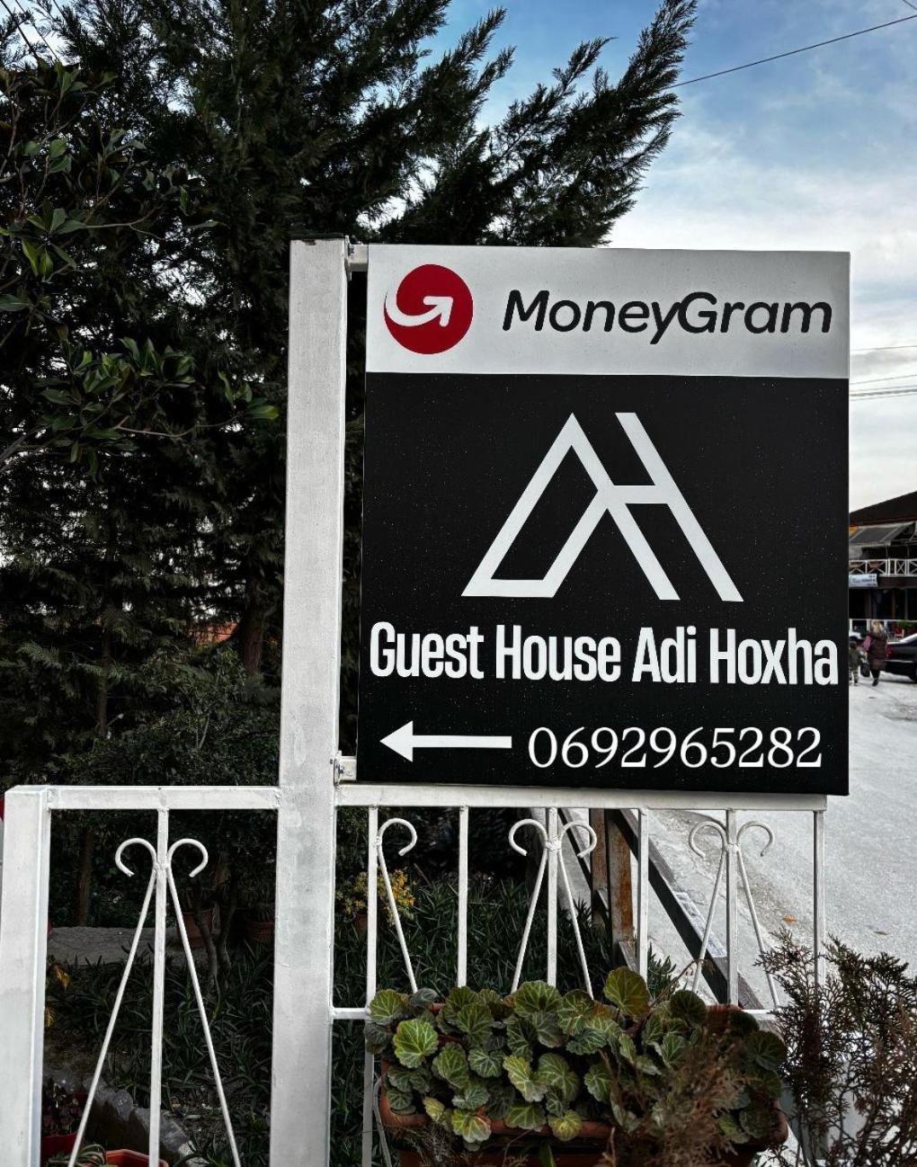 Guest House Adi Hoxha Berat Bagian luar foto